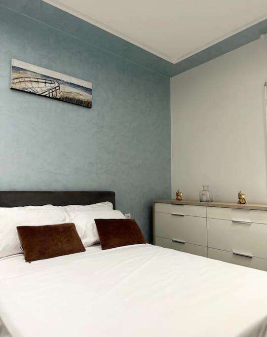 Luxurious 3 Beds Agdal Apartman Rabat Kültér fotó