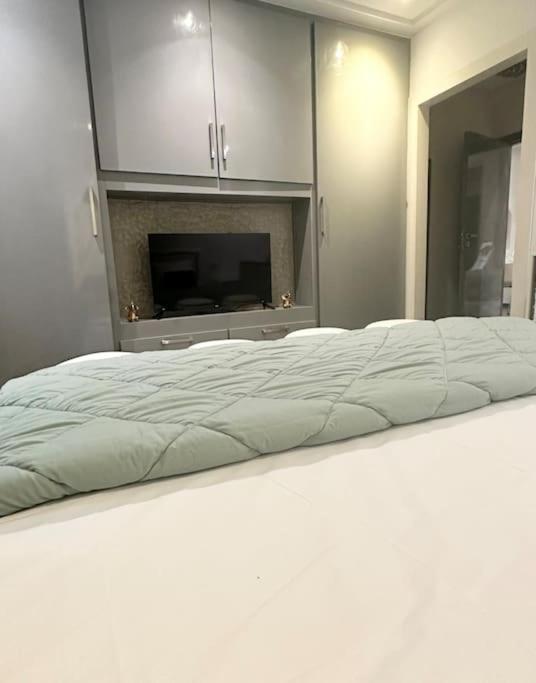 Luxurious 3 Beds Agdal Apartman Rabat Kültér fotó