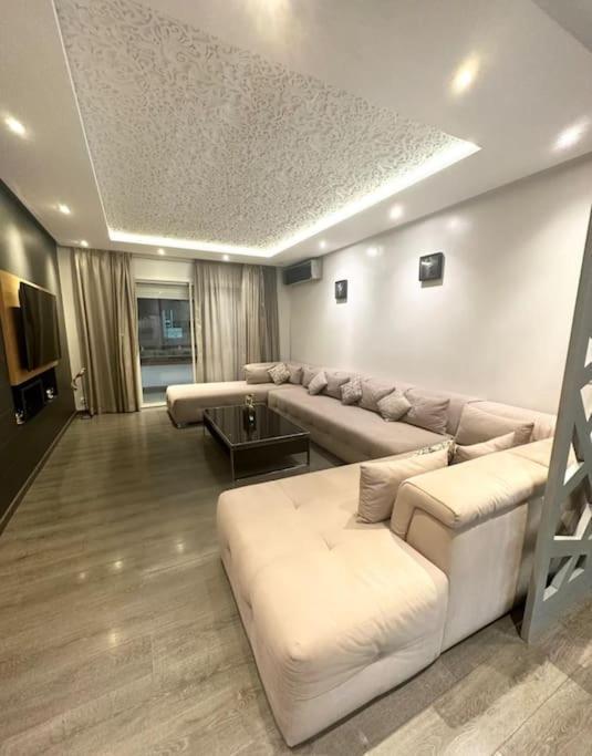 Luxurious 3 Beds Agdal Apartman Rabat Kültér fotó